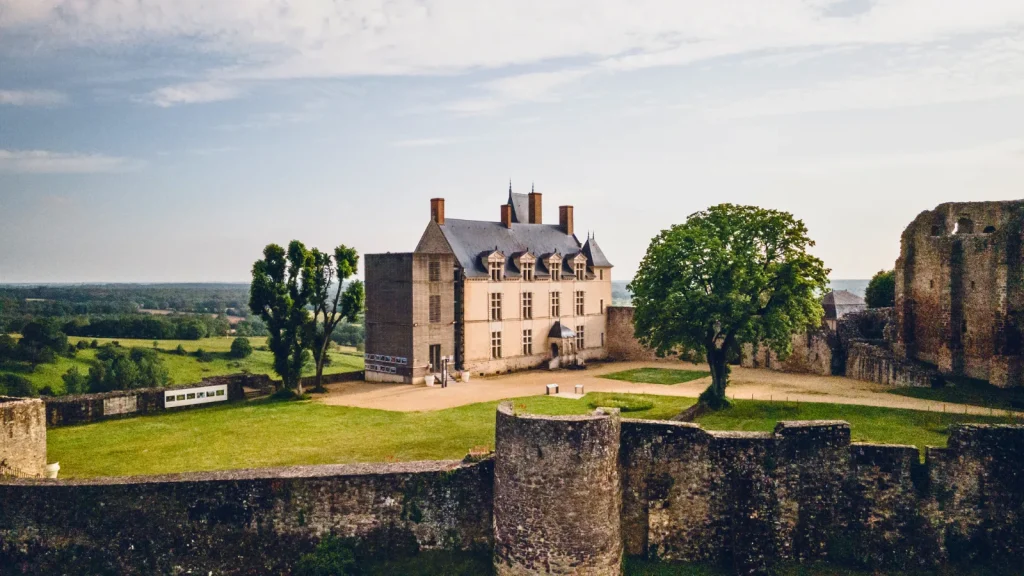 Vue en drône du CIAP de Sainte-Suzanne