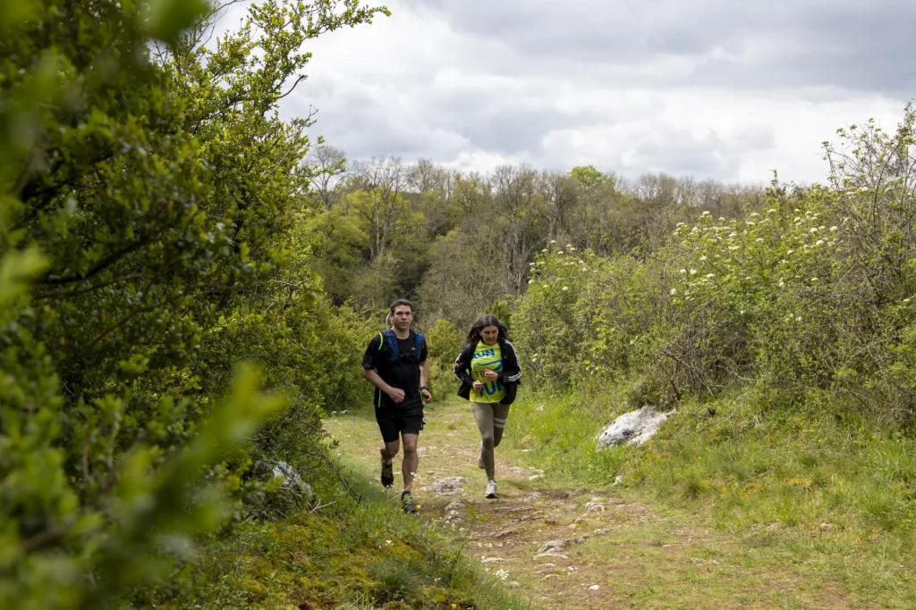 Trail dans la Vallée des Grottes de Saulges