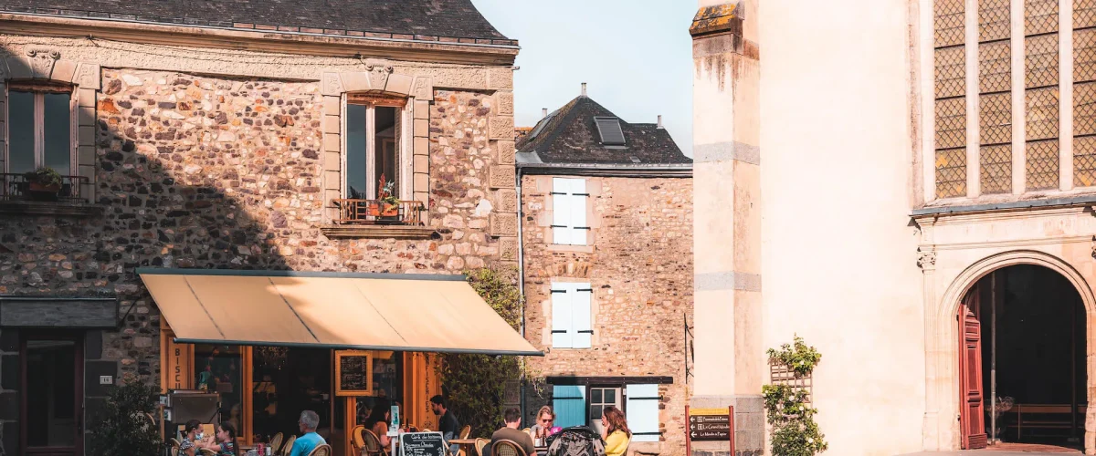 Village de Sainte-Suzanne