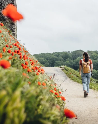 Promenade de la Poterne à Sainte-Suzanne