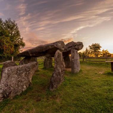 Dolmen des Erves à Sainte-Suzanne