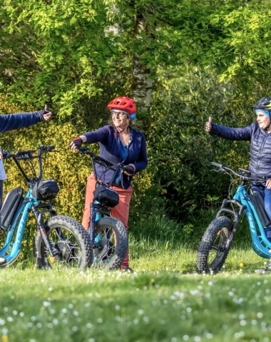 Trottinettes électriques au Bois du Tay